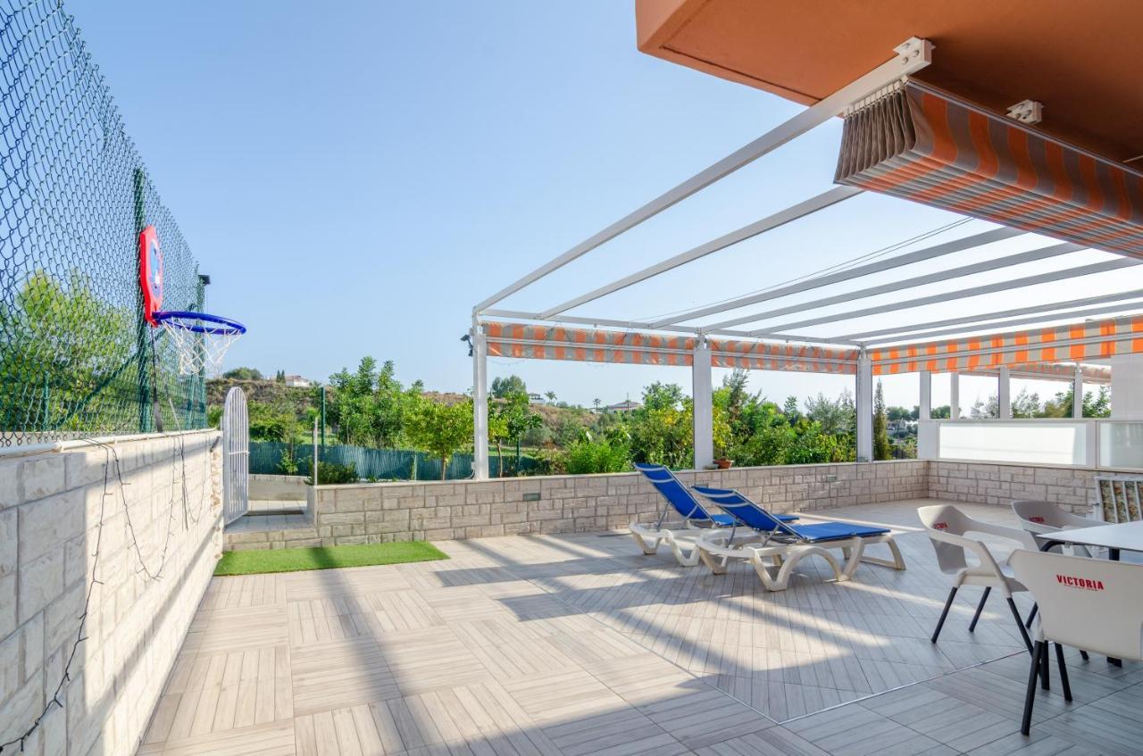 Wintowinrentals Huge Private Terrace &, Relax Caleta De Velez Exteriör bild