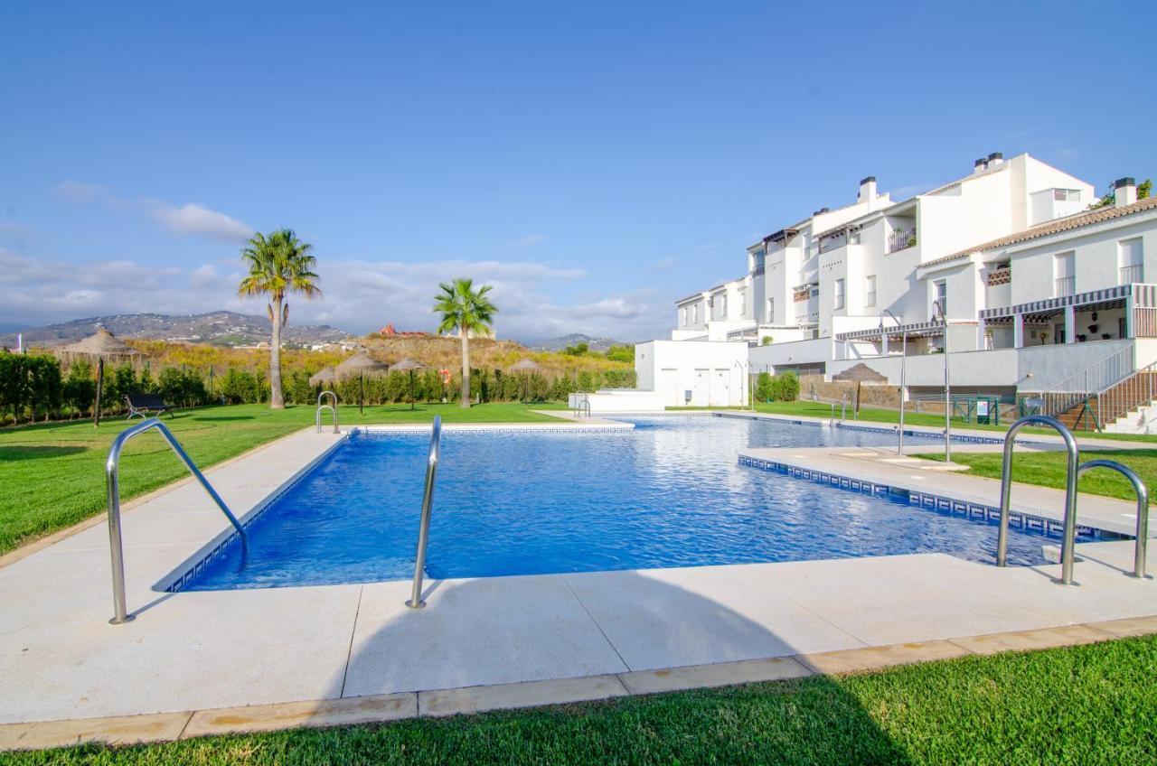 Wintowinrentals Huge Private Terrace &, Relax Caleta De Velez Exteriör bild