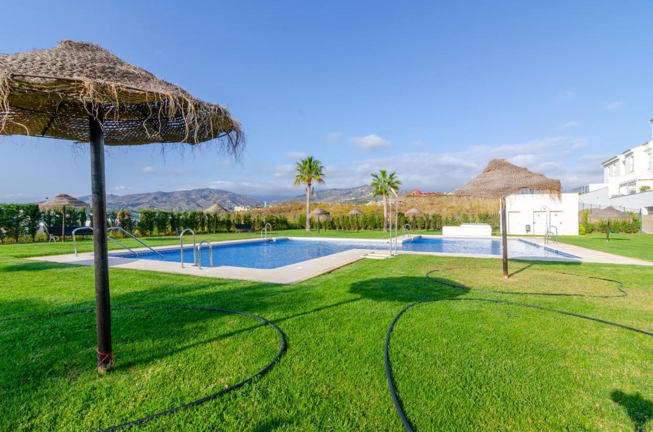 Wintowinrentals Huge Private Terrace &, Relax Caleta De Velez Exteriör bild
